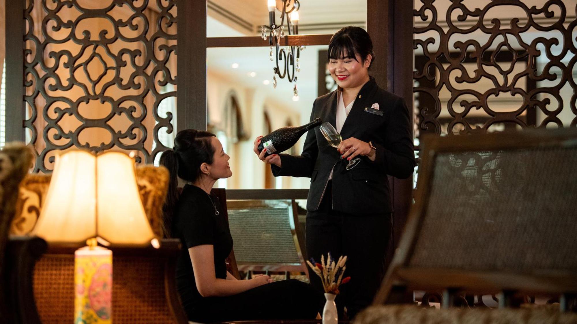Khách sạn Intercontinental By Ihg 5*